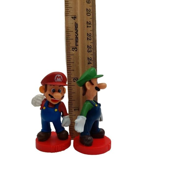Nintendo Super Mario Chess  Game Replacements Mario Luigi Cake Topper - Picture 4 of 5